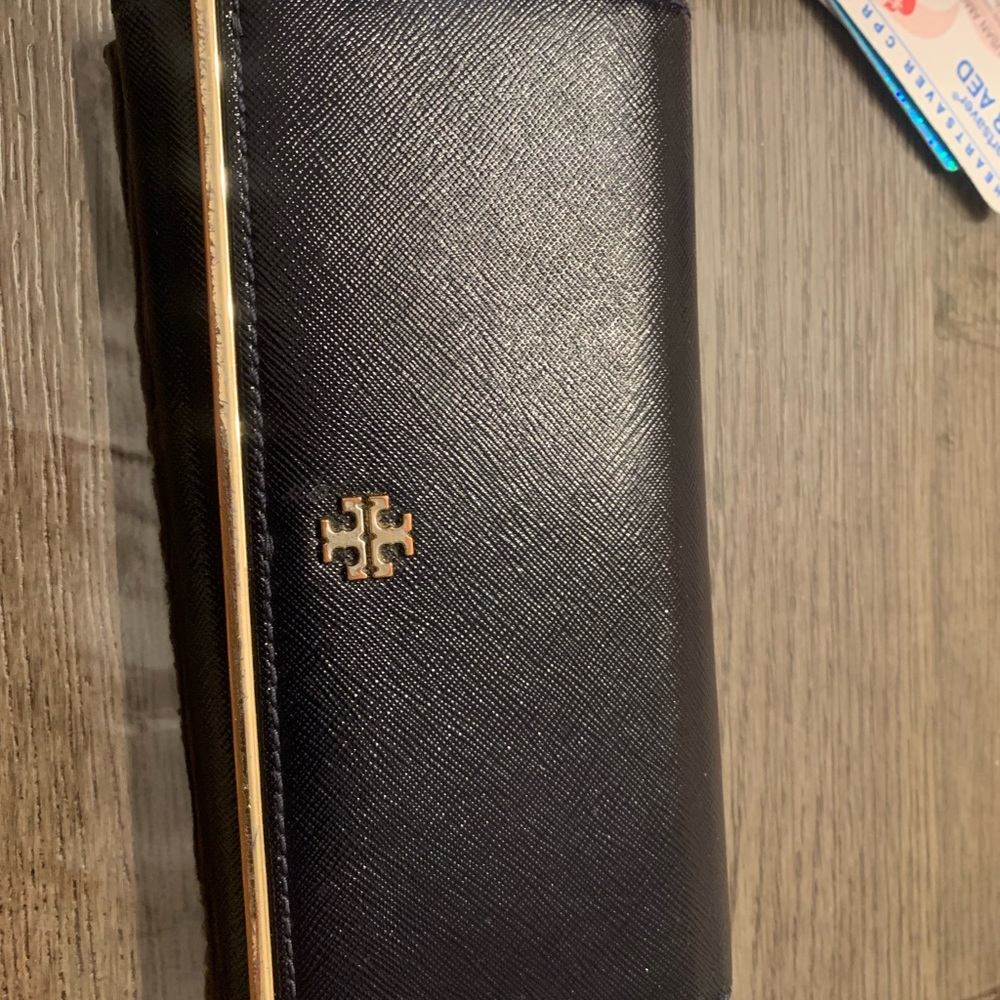 COPY - Navy blue wallet, lots of room interior for cards and zipper area for ch…